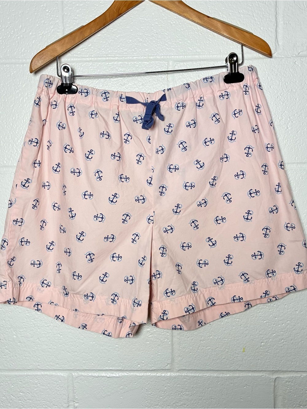 L L Bean Men’s Drawstring Waist 100% Cotton Anchor Print Shorts